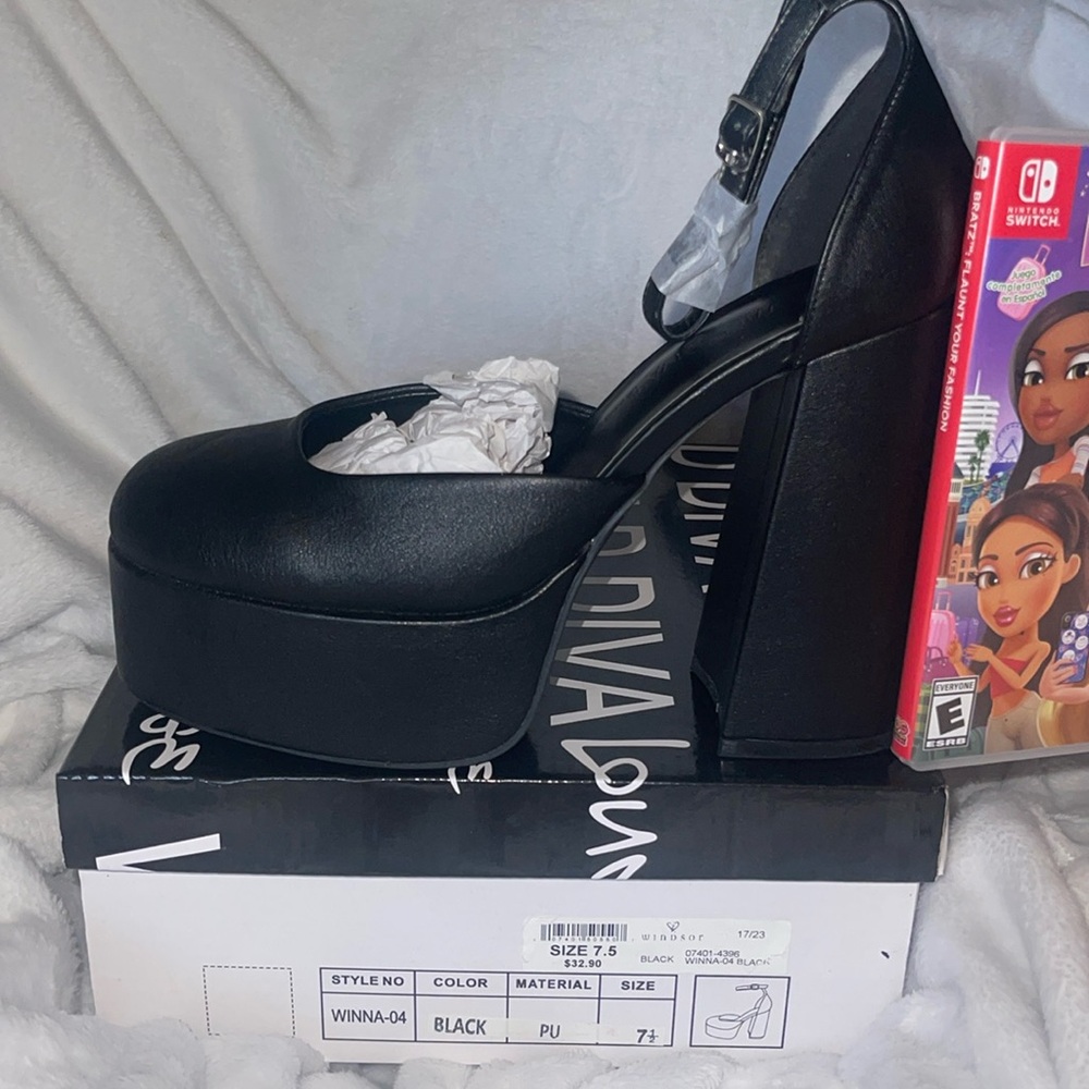 platform block heels pumps